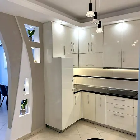 Retro Blossom Apartment